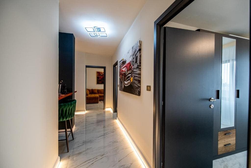 Apartamentul 1 — 6